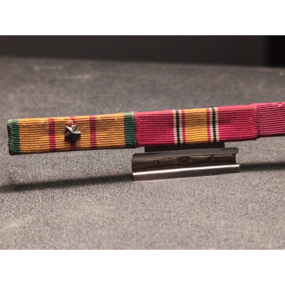 USMC Ribbons - Picture 2 of 8